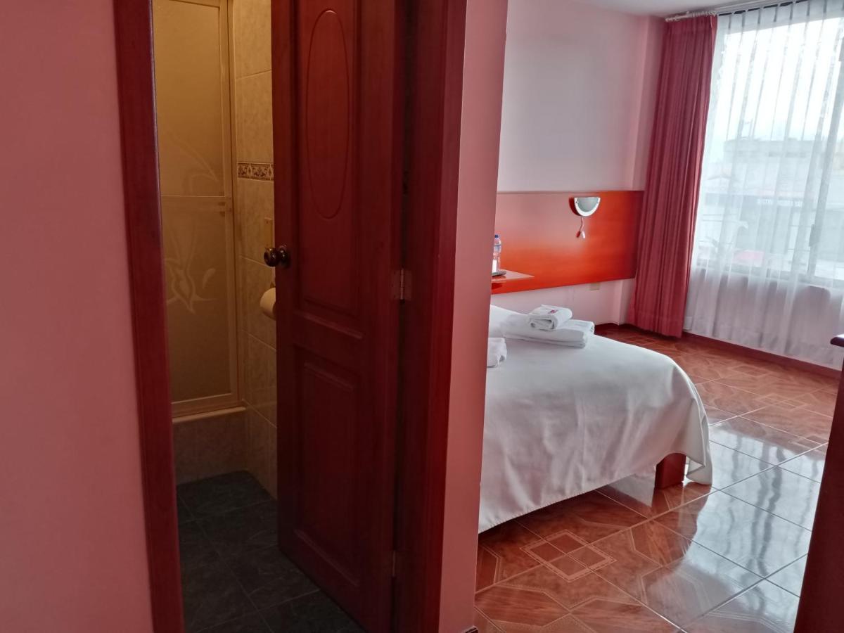 Hostal Sauna Water Palace Quito Kültér fotó