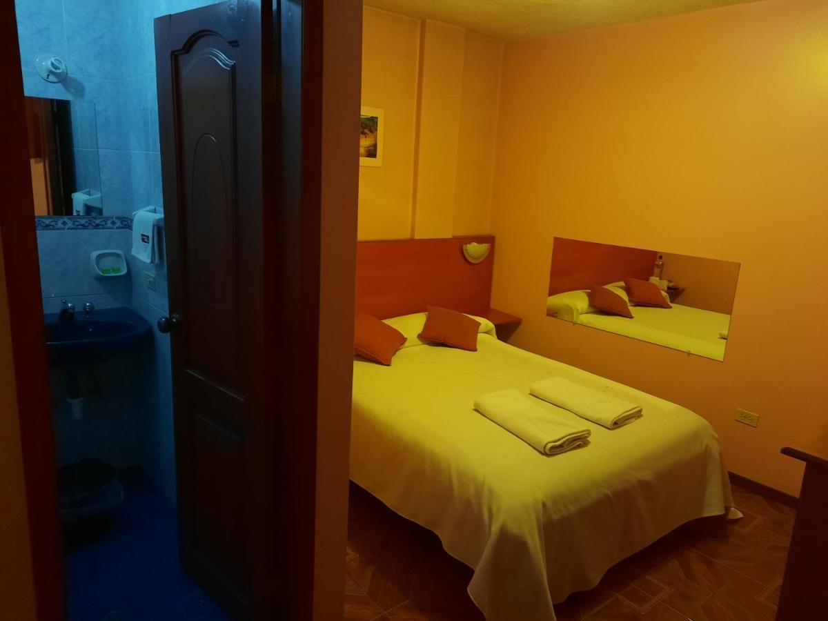 Hostal Sauna Water Palace Quito Kültér fotó